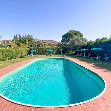 Lovely Apartment In Tuoro Sul Trasimeno With Wifi Luaran gambar