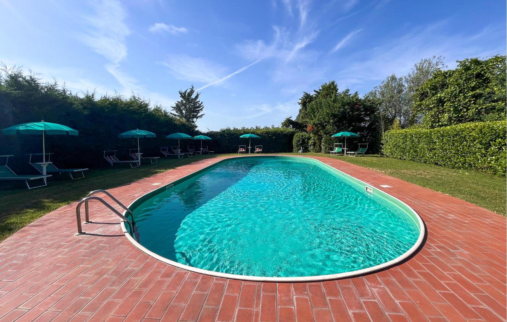 Lovely Apartment In Tuoro Sul Trasimeno With Wifi Luaran gambar