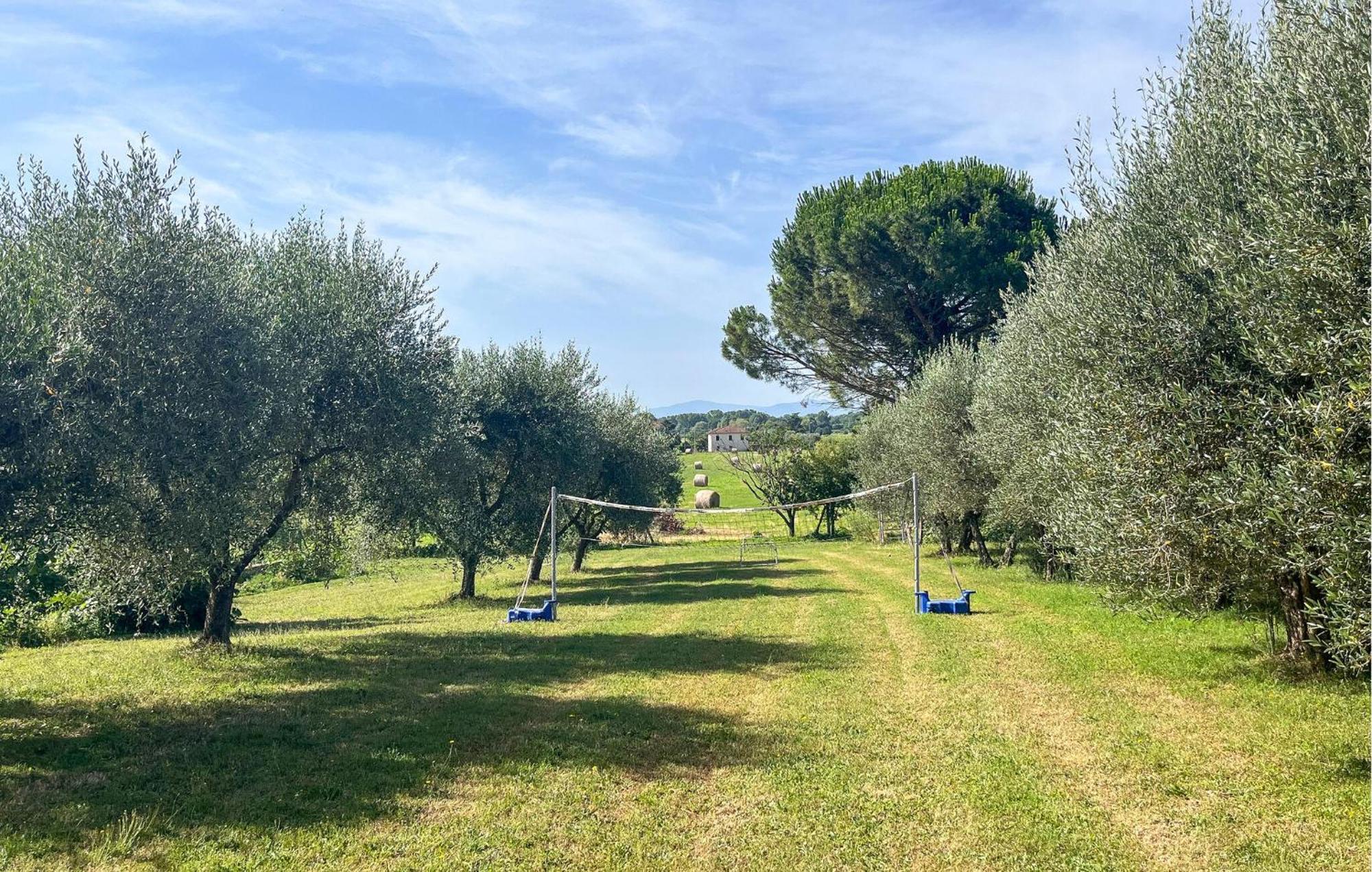 Lovely Apartment In Tuoro Sul Trasimeno With Wifi Luaran gambar